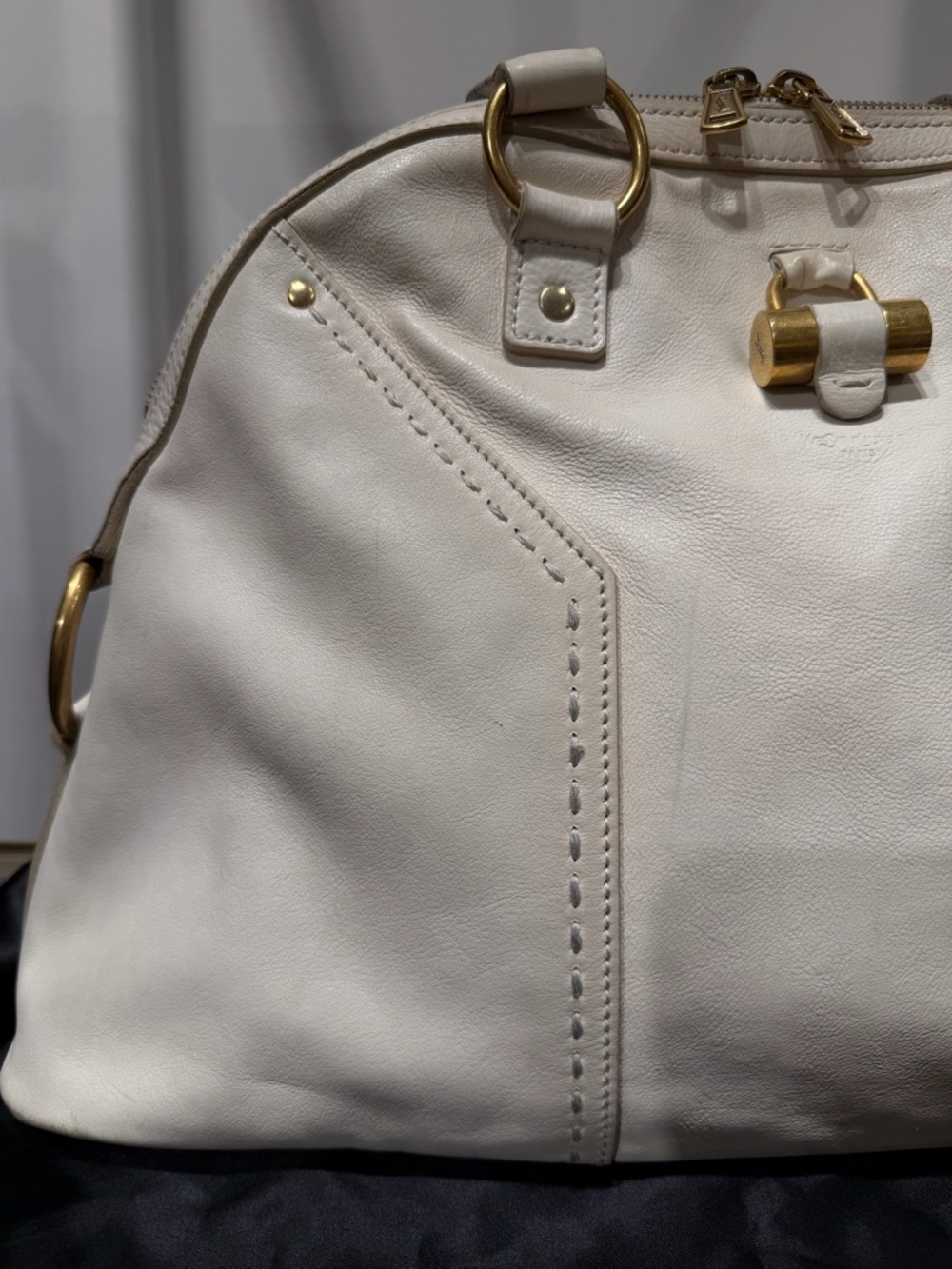 Yves Saint Laurent Muse Cream Leather Satchel with Gold Hardware - Picture 3 of 13